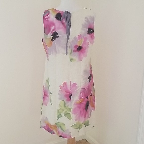 LOFT Size 12 cream floral sleeveless dress - Picture 3 of 8